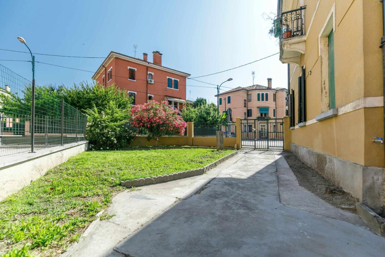 11 Venice Garden Private Garden Parking Free Apartment Marghera Exterior photo